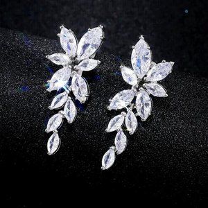 Wedding Earrings 18k Silver Crystal Rhinestone Dangle Earrings Prom Bridal Bride